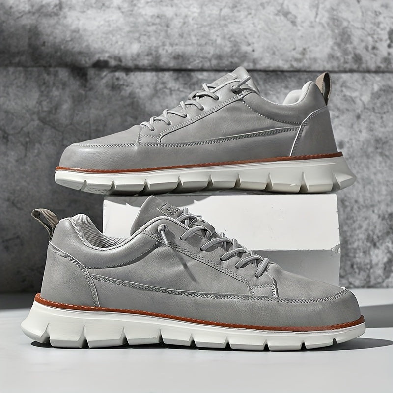 Studio Ultra-Comfort Sneaker