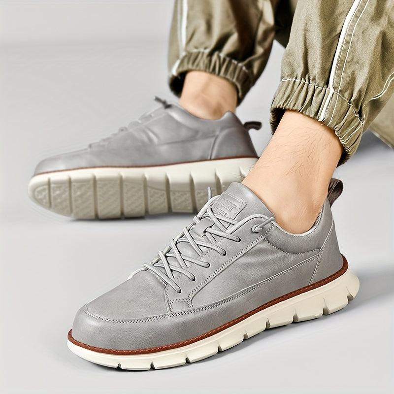 Studio Ultra-Comfort Sneaker